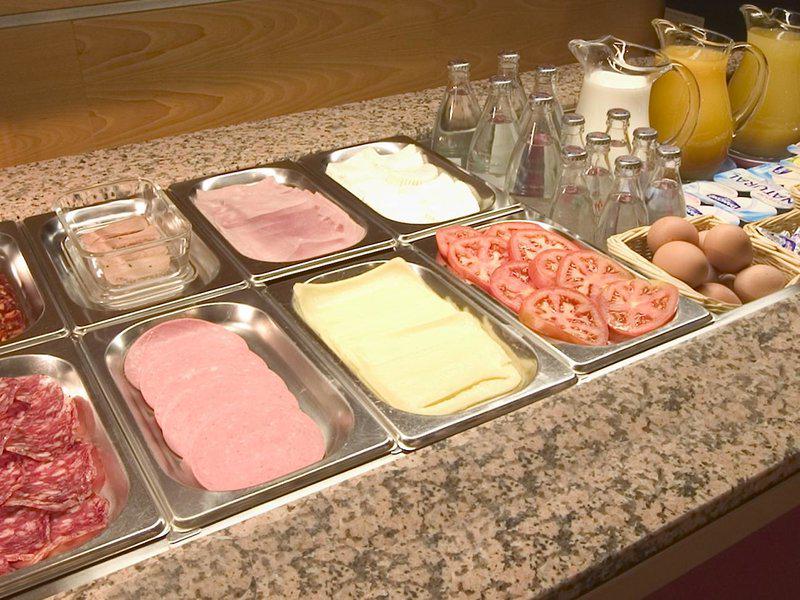 011182875135BE2AE76D1F708A491191