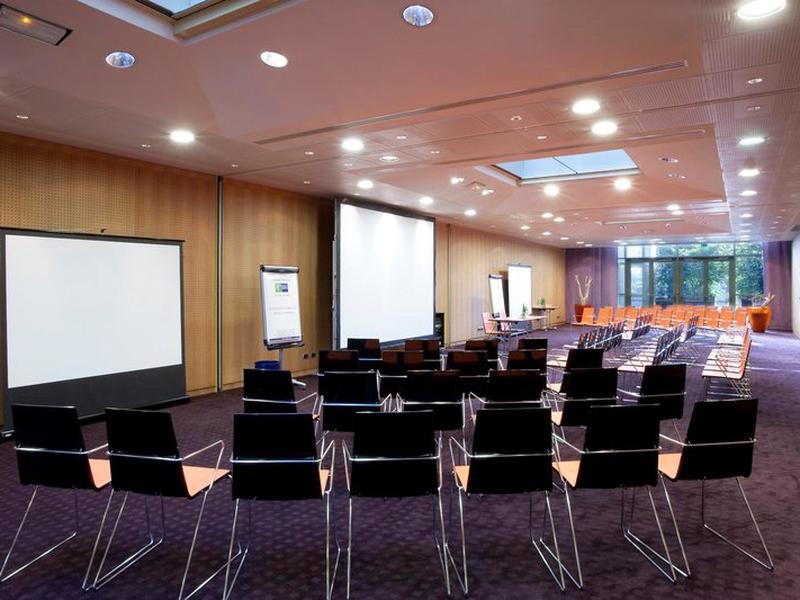 8287A83B91E7CAA601F7A46B225F9ECE