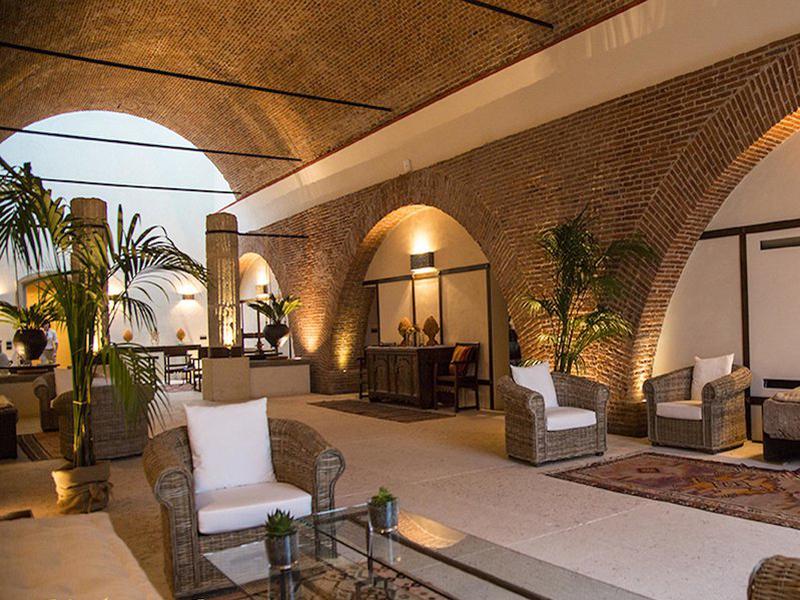 8FB8FBB4F985E4AA92B9DEA80A263C8B