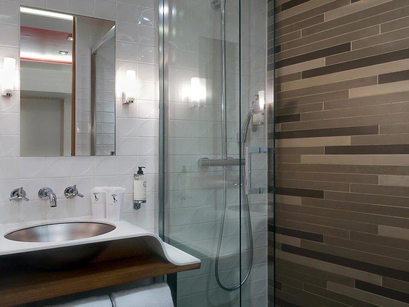 806862B0645C37427DD044E812DB526C