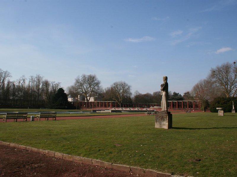 BF2C9F9182E35937BB13C7071DB3A314