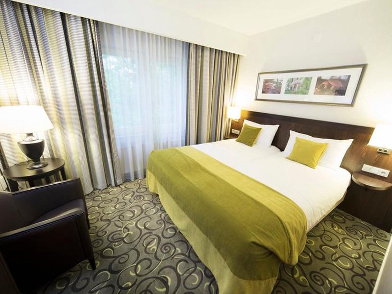 18946A1D826B80BE8912BC71D68E7DB5