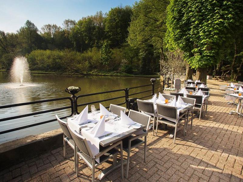 B88D56E6CCA29BBEFEB42BFA6BFA8704