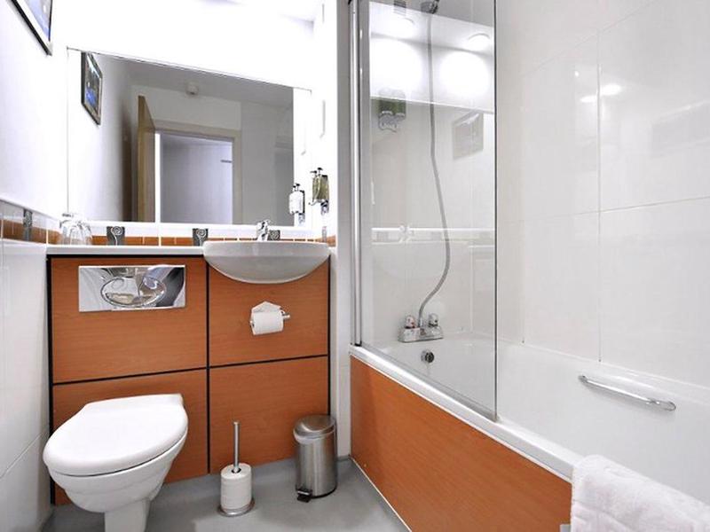 FECDF06CA0C96D81BD16BA776B8D7A1E