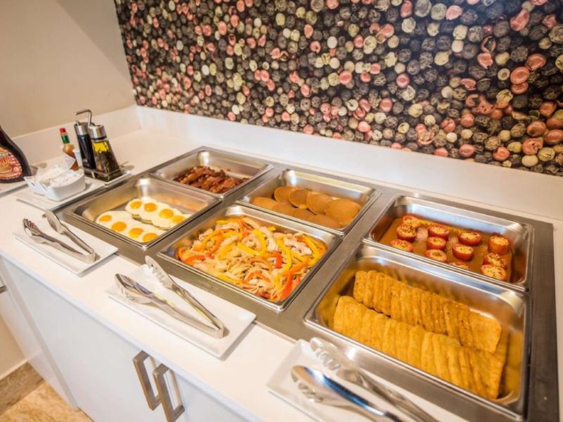 AD785EFB816BE7E7A3B98FF8E93CE1CD