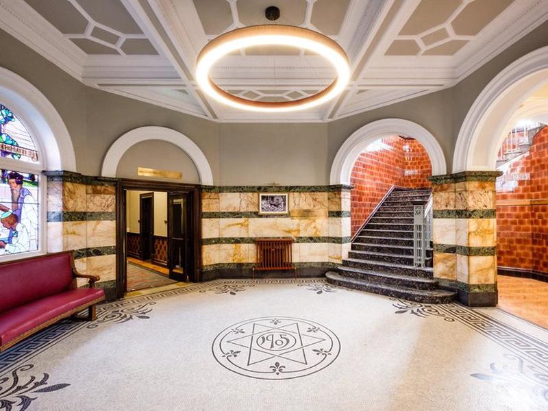 8F350C8CB67B1308671978E428D99DB5