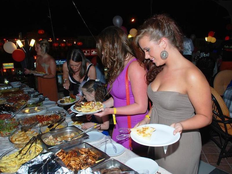 D5A1C394DE1505BF78D0A2377B0ECE37