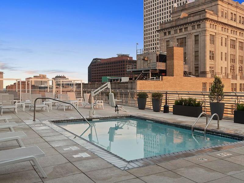 B3371A0B97559F98A7D0E913EB21437E