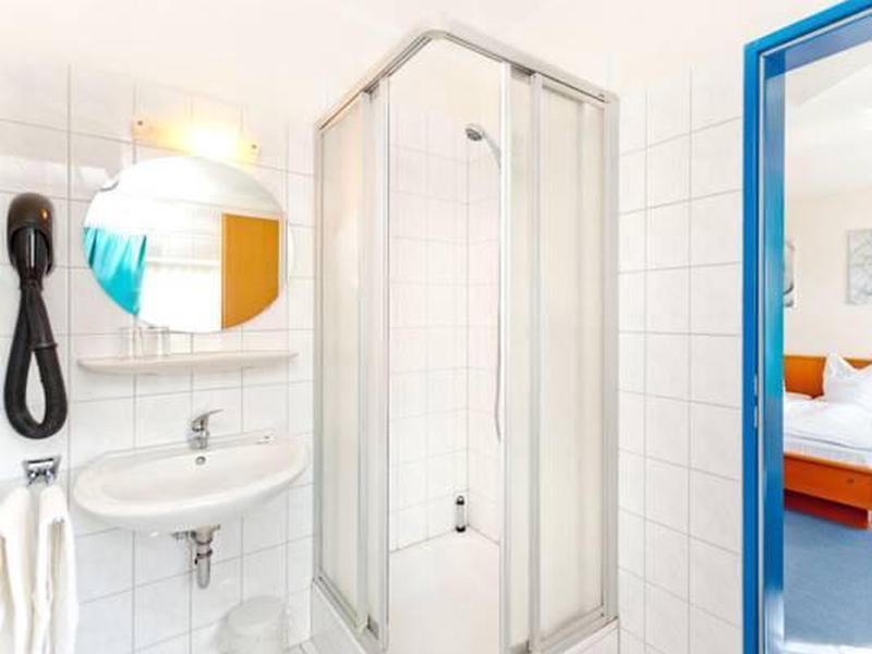 50C4B23A73CAED797ED88DE5232ECDBE