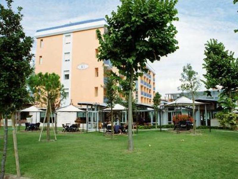 32673EBE4FE57BC9126A1867D2932E17