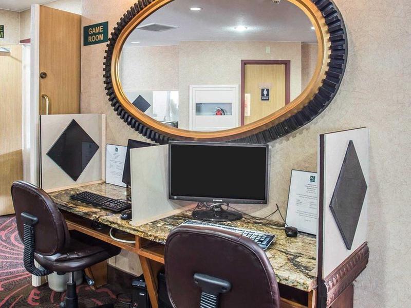 B4A71D7DD2C7A9EA6E9E47A848F93CB6