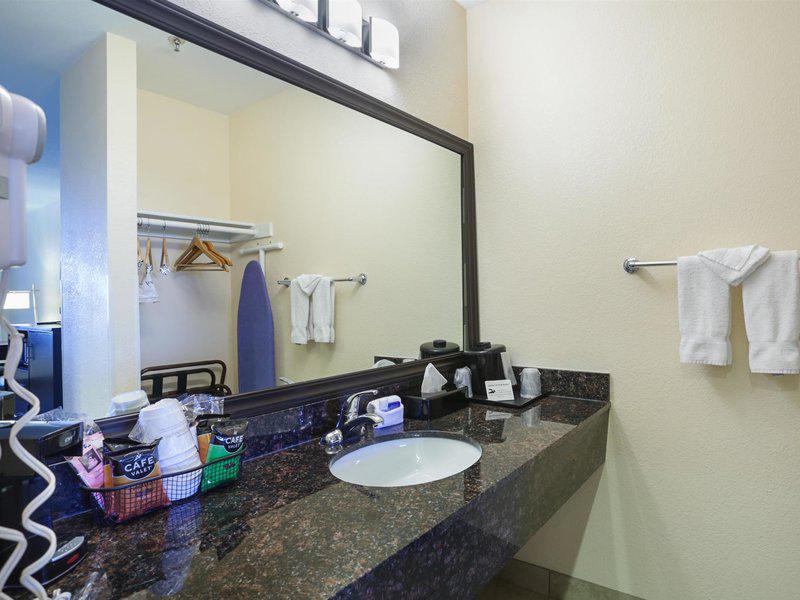 80D3707D2D79787CE83CD7AD74B1DEF6