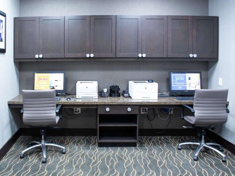 F1B44776A01C3C8806A97B92B9F6E935