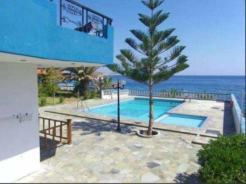 F1C148A6FFCBC1782E600CB770D8E683