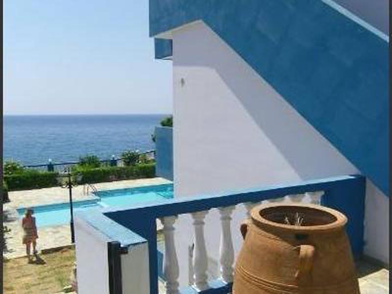 4143FAEAFDE586714DFBF096CF917811