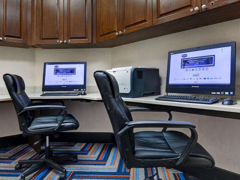 882444B77F3CF740A469D1A76EE795AC