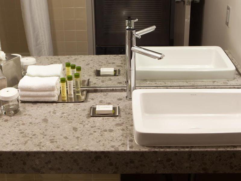 7ADF1228E25AA4ACA93B0ADF9FD4271C