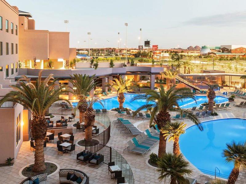 8FDDCB4094F5807A442D0C6006C3596A