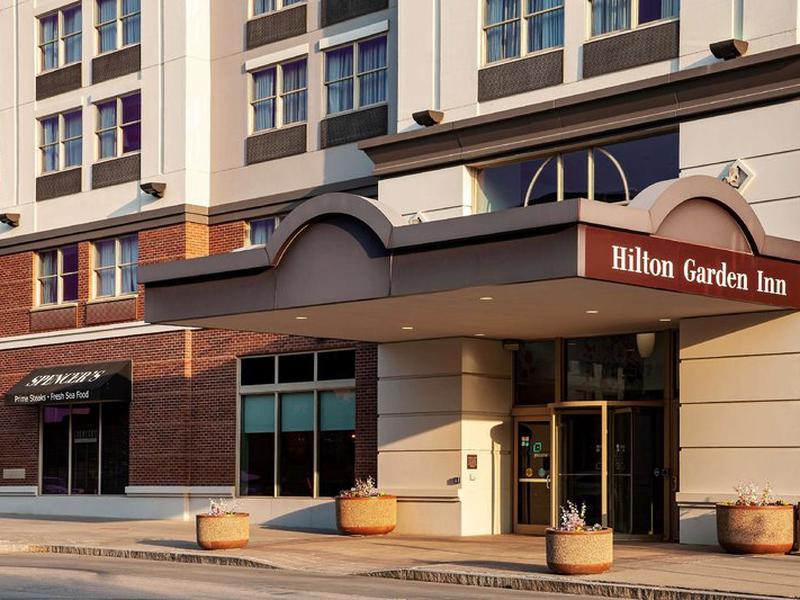 E85AB3FFCD2003D96B574CCC85DF1078