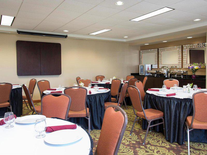 D241E77F57F505CC670B05EF03A748D9