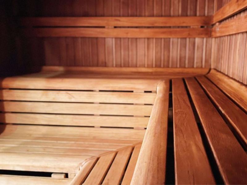 72E4BF69AC63484119BA46D73DF3A36A