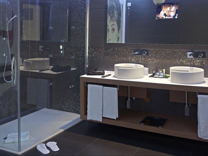 98FC0ACBAE71C8109351EF7B8524260F