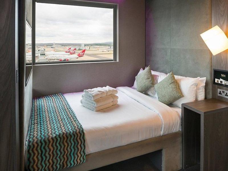 09B6CE0423FE2A1012087CBABC98E48F