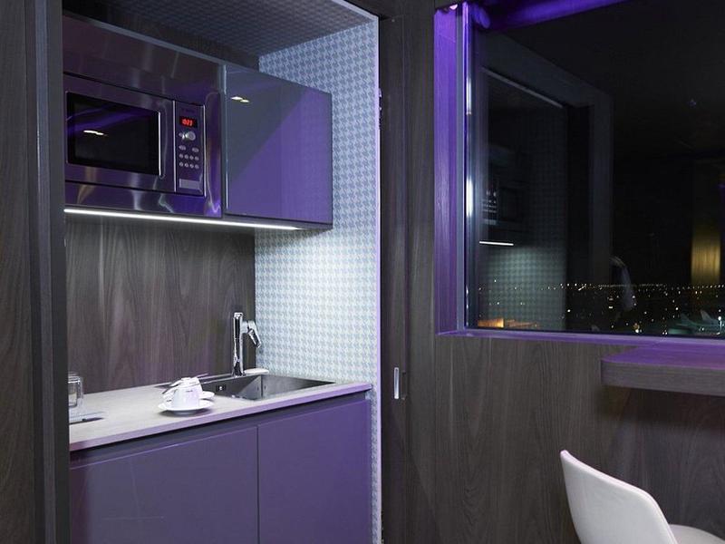 18E2EF88A3D40F73E41B3428A9B86A15