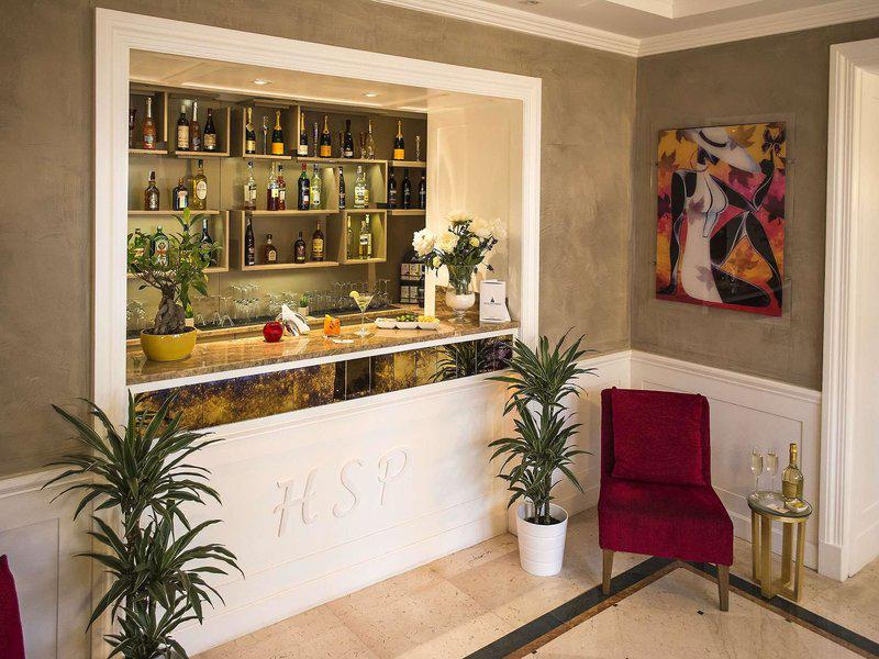 8DB1F1F8C22D74063A4537893F4C585B