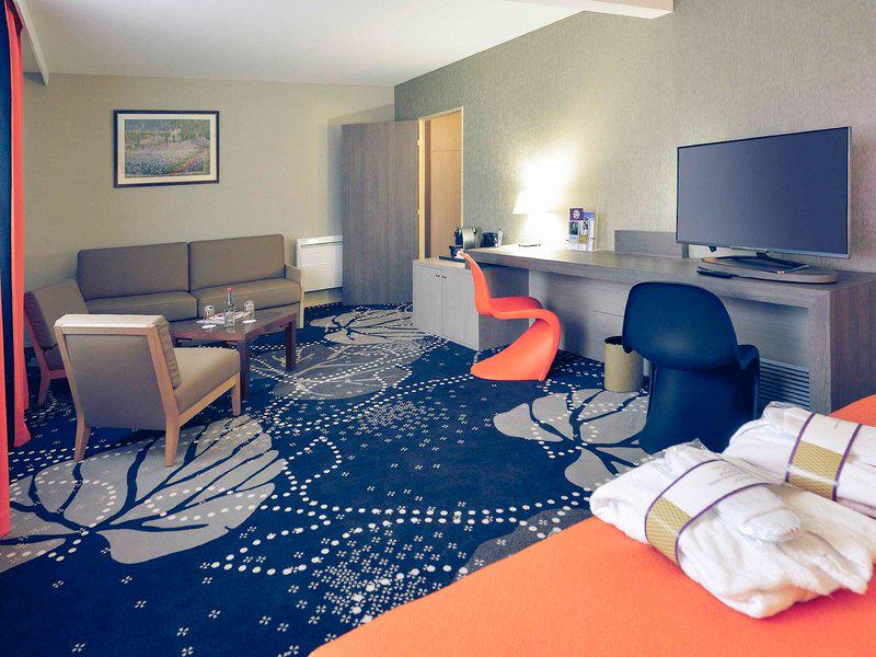 5E46BEA87D9ECDA83D87F22B9273D433