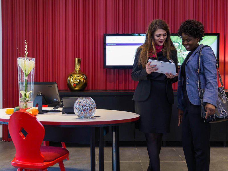 693EAF8897B42FEB8515F18EE818A0D5