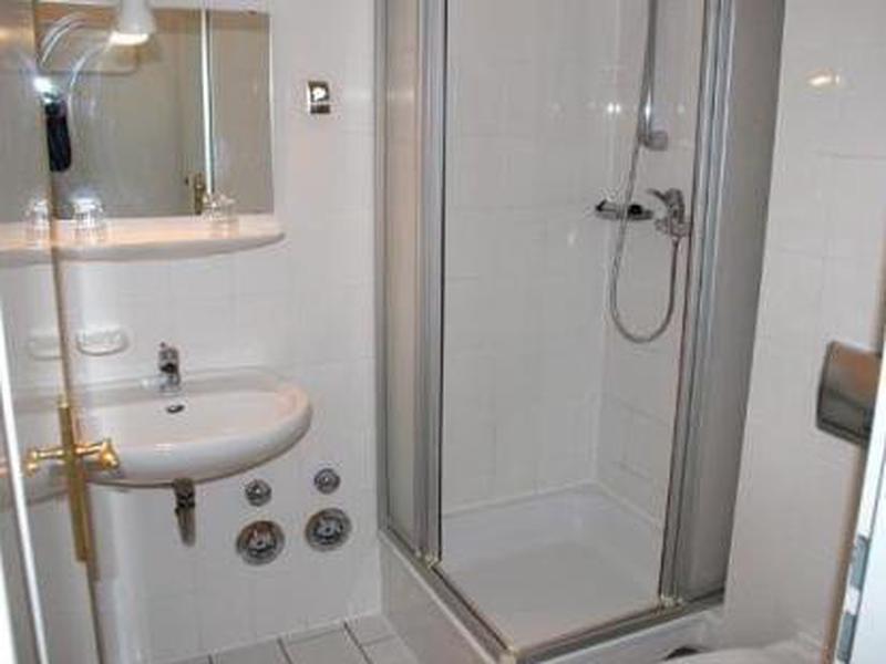 4D590D379757059817165DEA07171A45