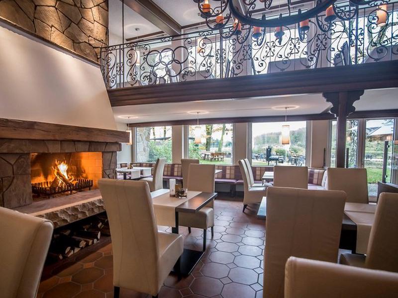 EB863BB14ACB2EC710C35DE728C0C500