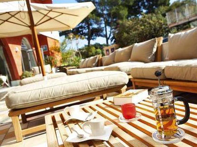 76D7C2E46A05C43394A75D1FEE5931FC