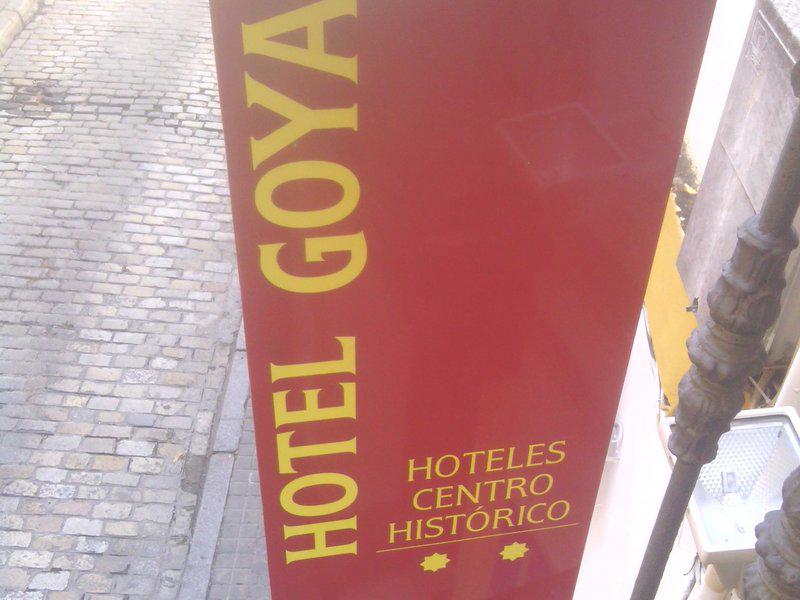 45AE0DE091F1800BF7A2BE88286C18AD