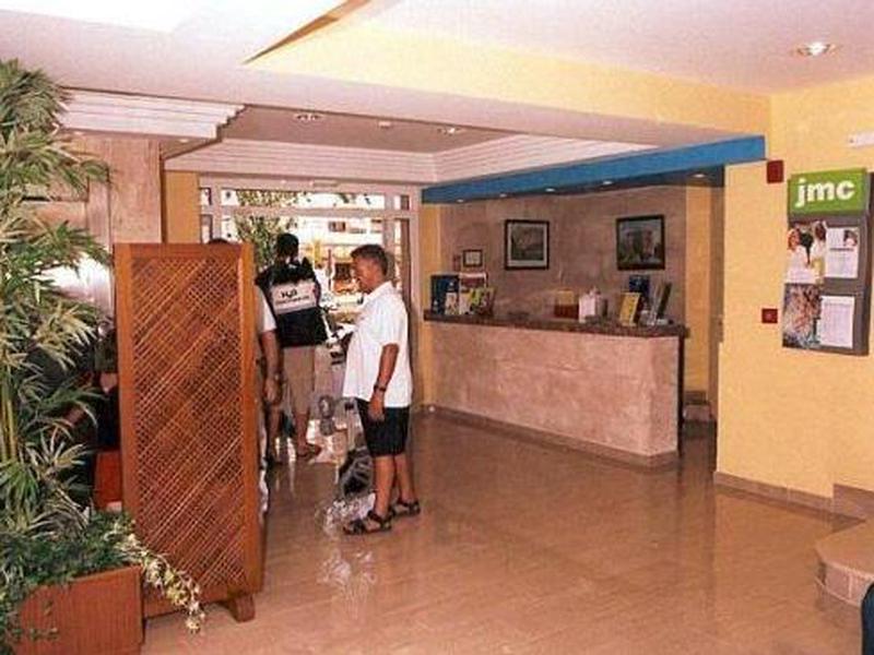 995715B6A224B8BD0A949589A6508347