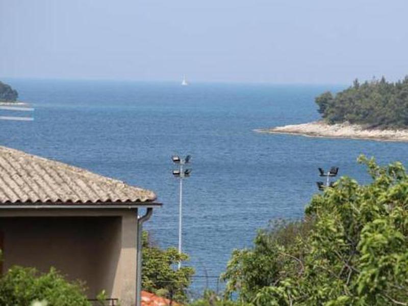 24C19F13BAEBD65A987E88F395108040