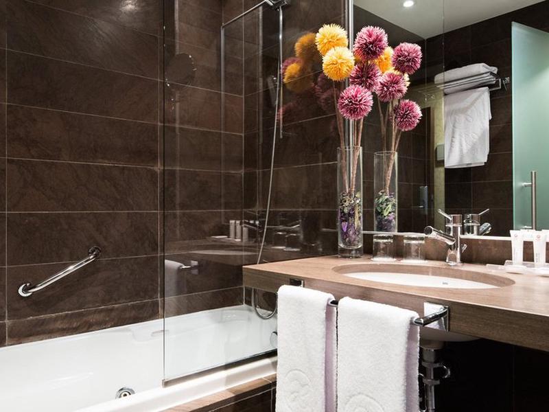 A7849FCE570A773F004661DAA61C07E4