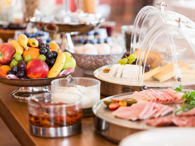 56C49BFEEDFF93165D0051C65FDB13F9