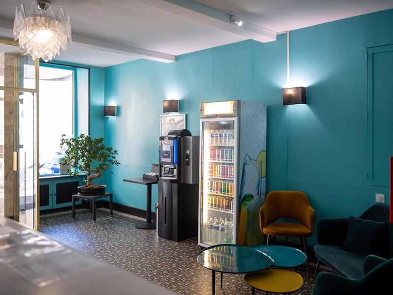 6EE88CB1DE2C81FF8431423315989324