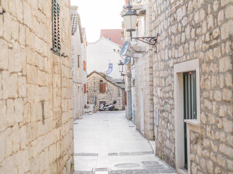 C73E849691852170C8EFE06F5DDB07EC