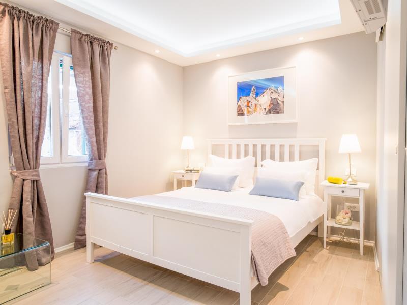 178E9076DC2968C7DD0ADEC3F7BB4103