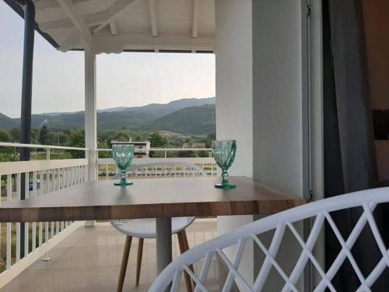 DA39FBBBB4350139E754BD57BBDA27A1