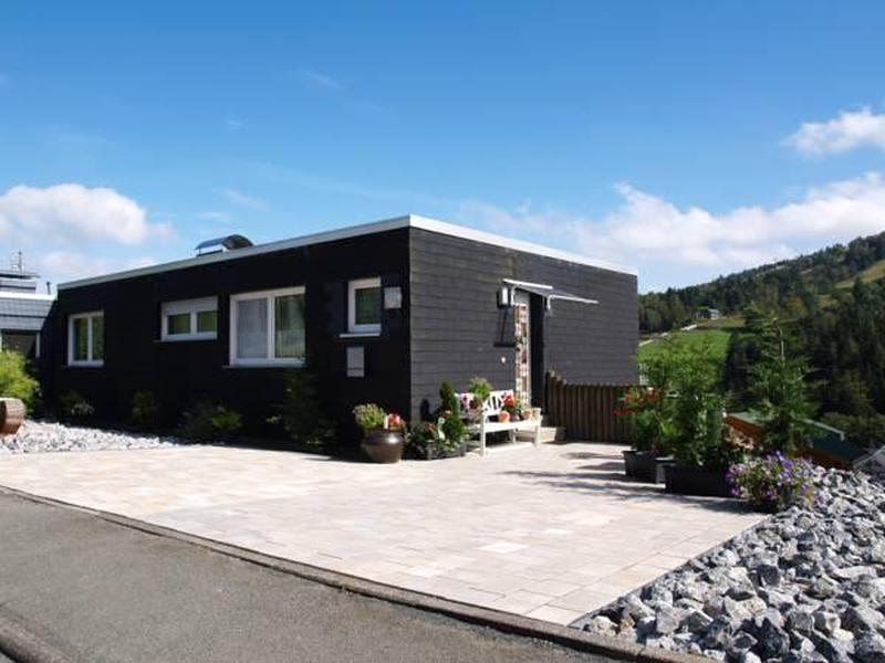 CF51D9F11833E8045E07AC3A47BCE306