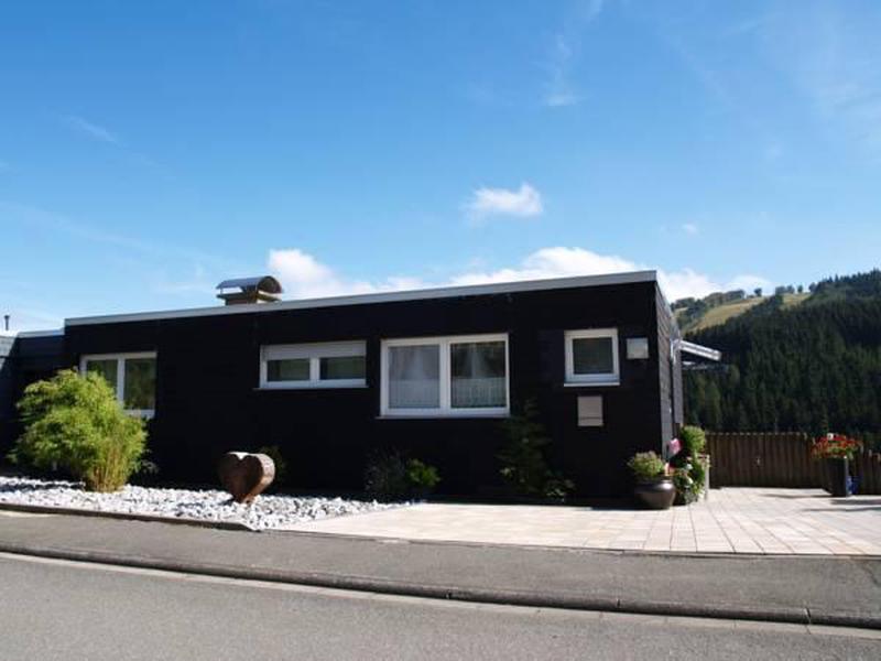 73E664F7E48345864462CB4BF82CDA59