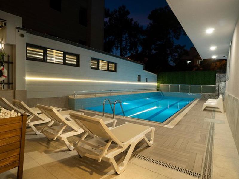 B2EE60DC901ED4AF2D7104000092E48D