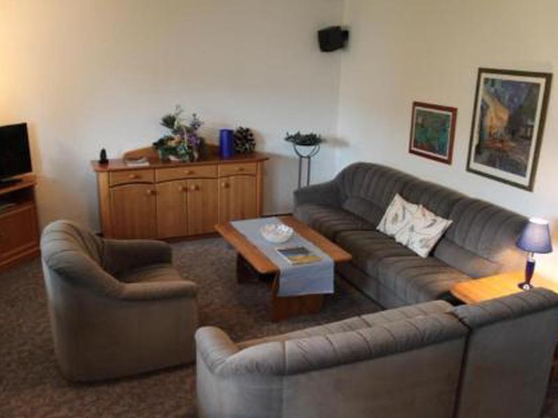 70F4123AB875026AF19BEDB09AF7DFB5