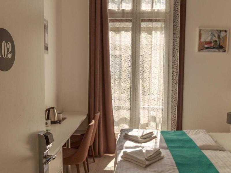 9CAF4A9DE0D474D010DECBBD6DF7AE23