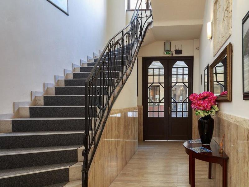 FFE391AB97920343D8D3EDAE3C95DF45