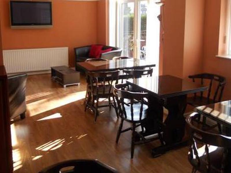 705E04670C81A845B32E570F46E2D025